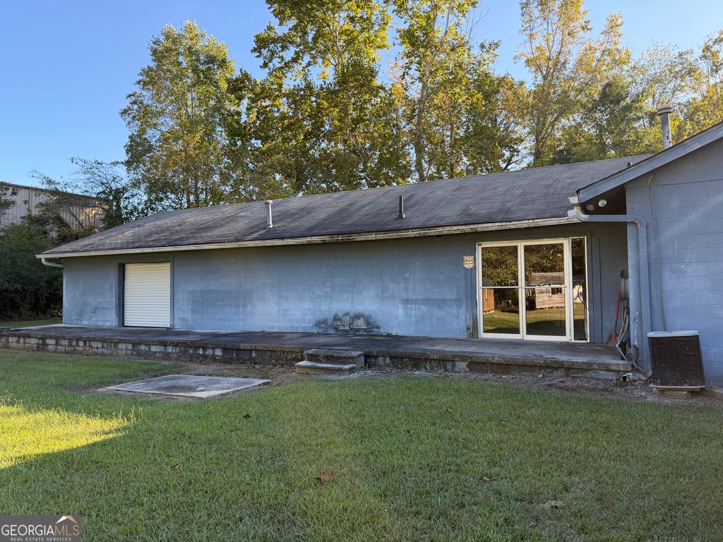 Photo of 2432 Calhoun Road NE, Rome, GA 30161 (MLS # 10624804)