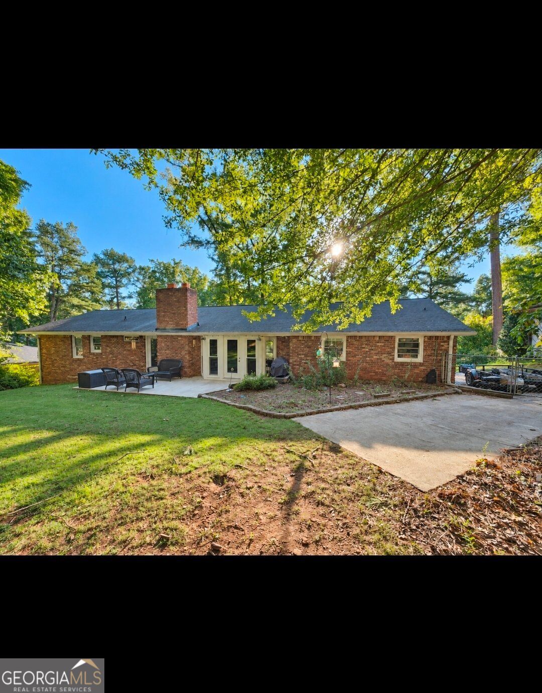 1300 Renee DR SW