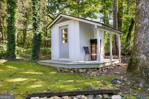 A home in Blairsville