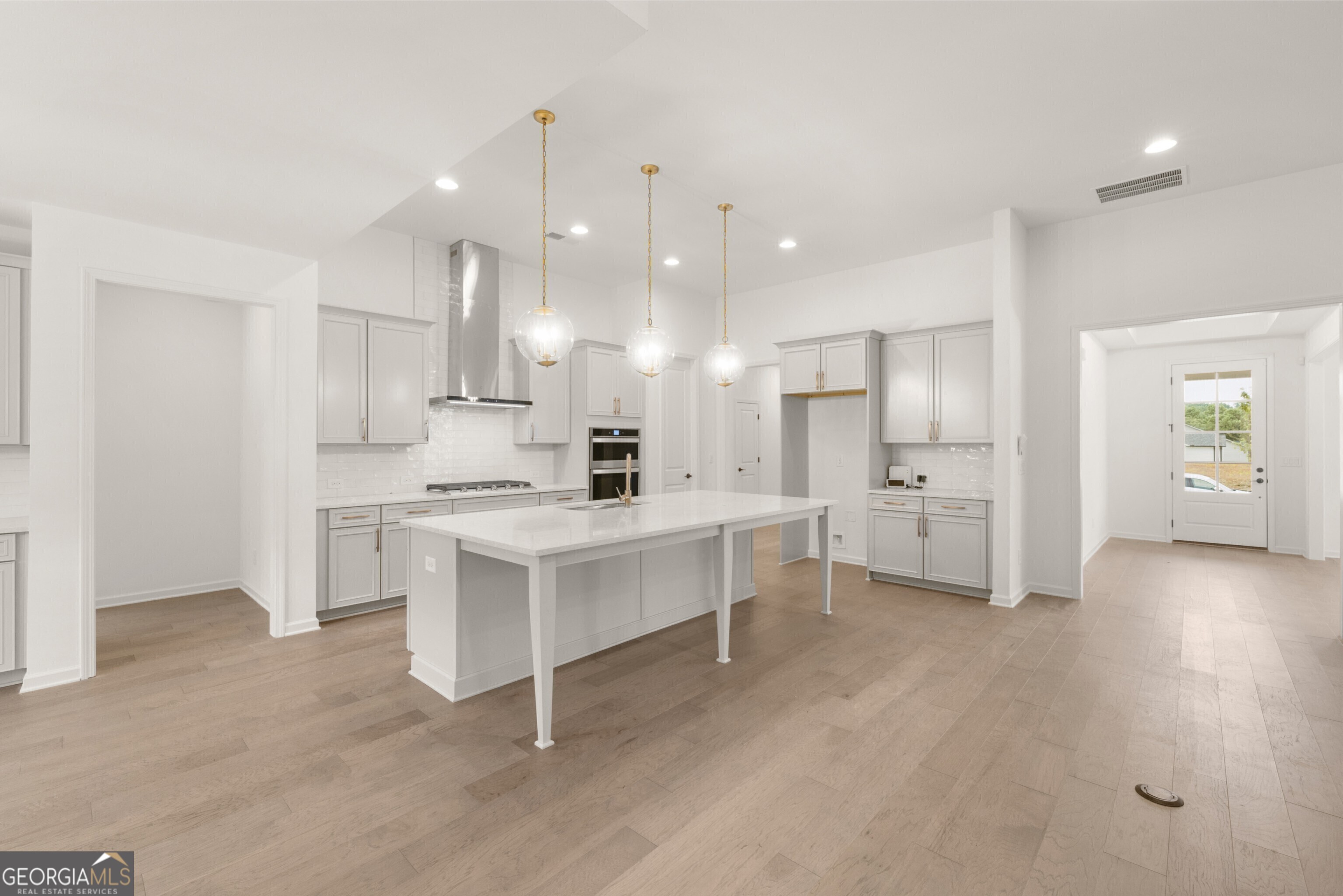 Snellville, Georgia 30078, United States, 2 Bedrooms Bedrooms, ,2 BathroomsBathrooms,Residential,Active,28200