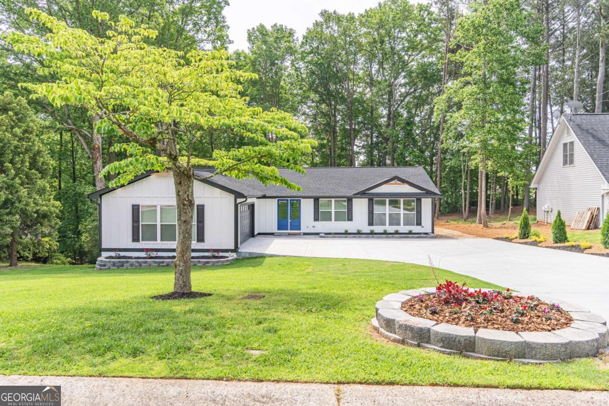 2265 Hillbriar DR