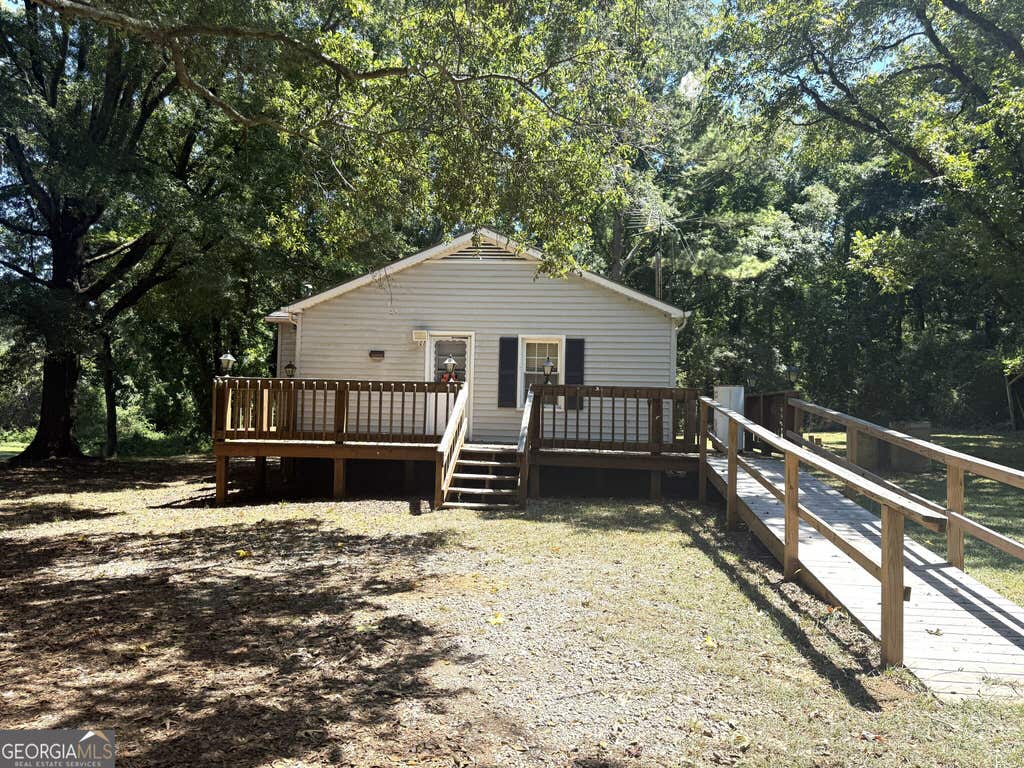 Photo of 1380 Highway 72 E, Comer, GA 30629 (MLS # 10831970)
