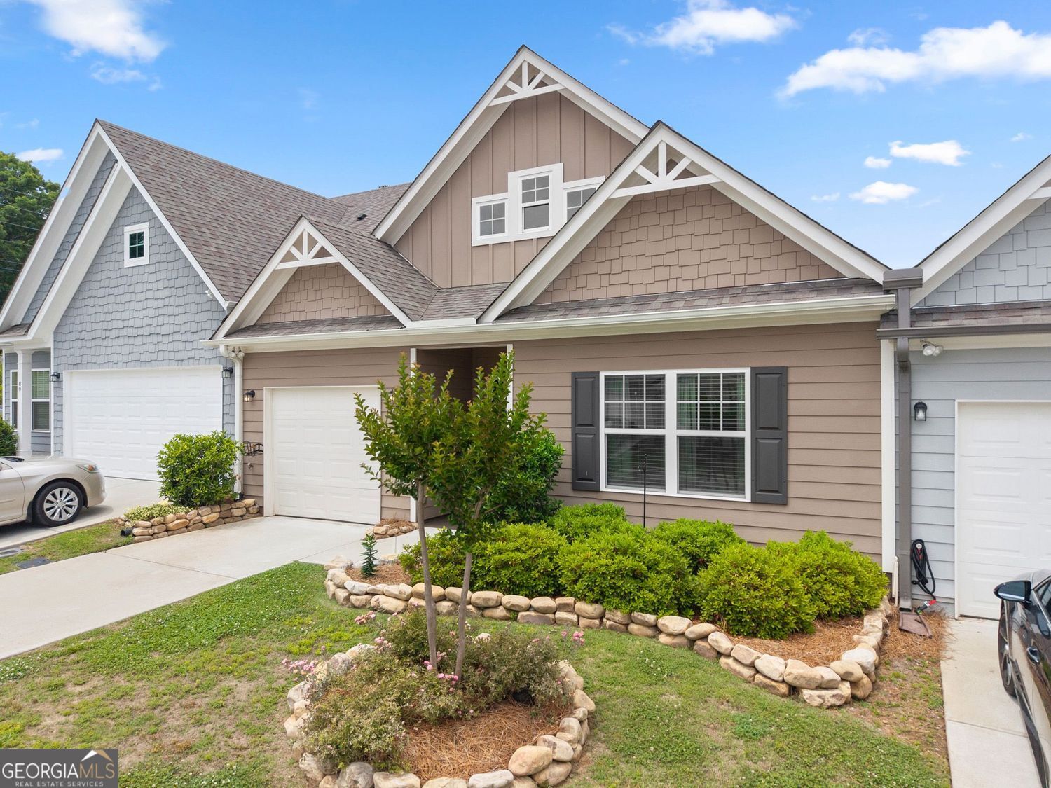 74 Piedmont View LN