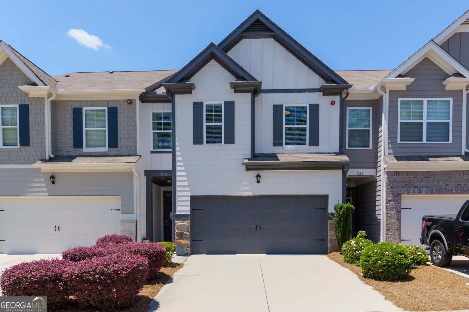 723 Woodstock Grove DR