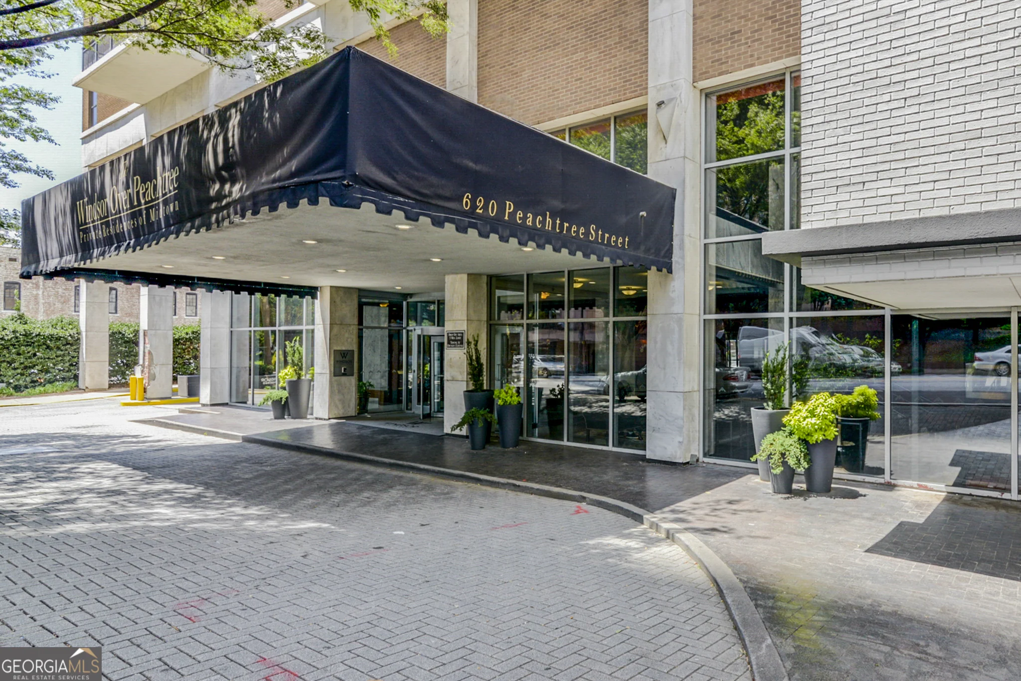 620 Peachtree Street NE Unit 1106