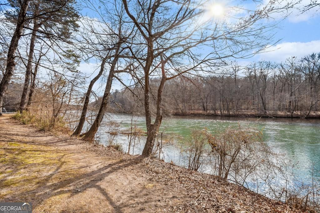 Roswell, Georgia 30076, United States, 2 Bedrooms Bedrooms, ,2 BathroomsBathrooms,Residential,Active,114860