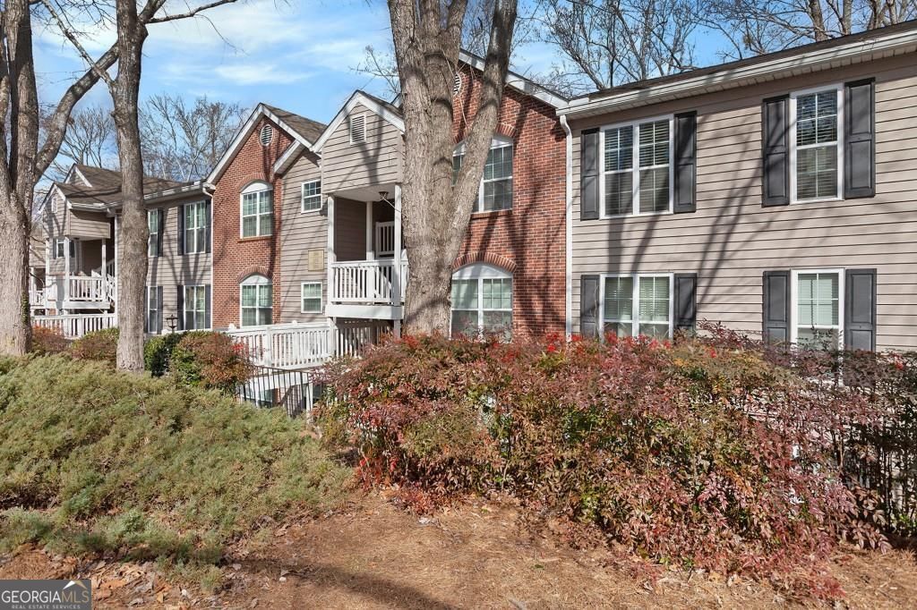 384 Teal CT