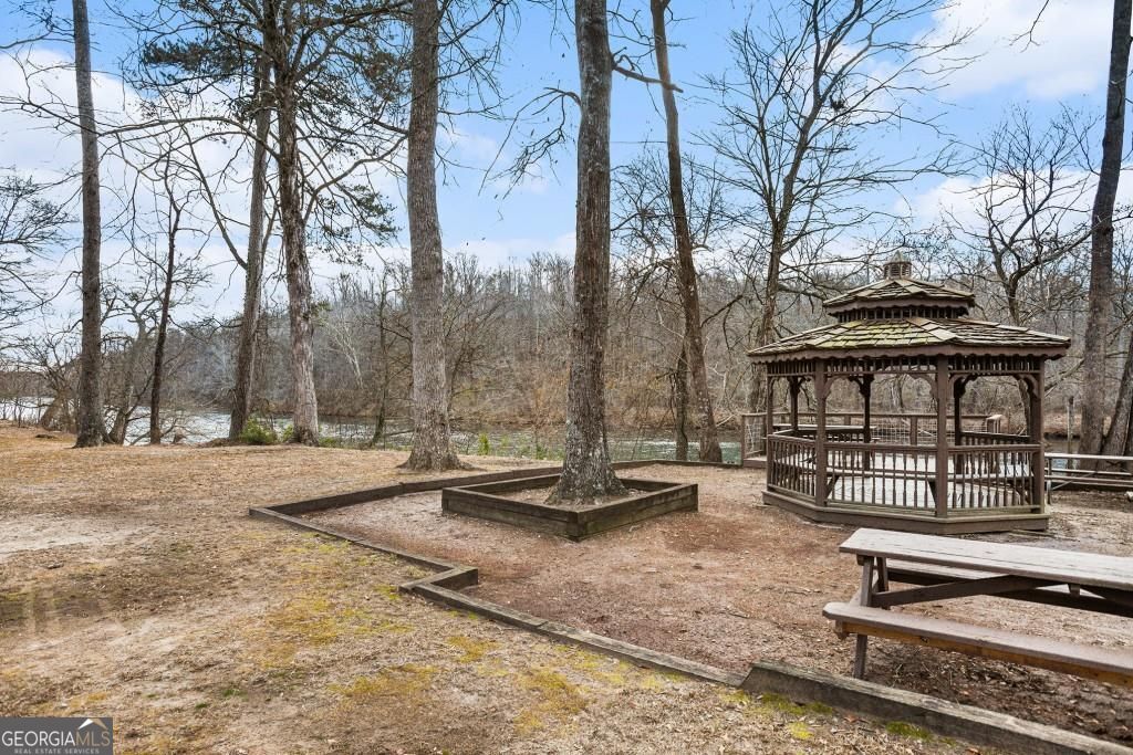 Roswell, Georgia 30076, United States, 2 Bedrooms Bedrooms, ,2 BathroomsBathrooms,Residential,Active,114860