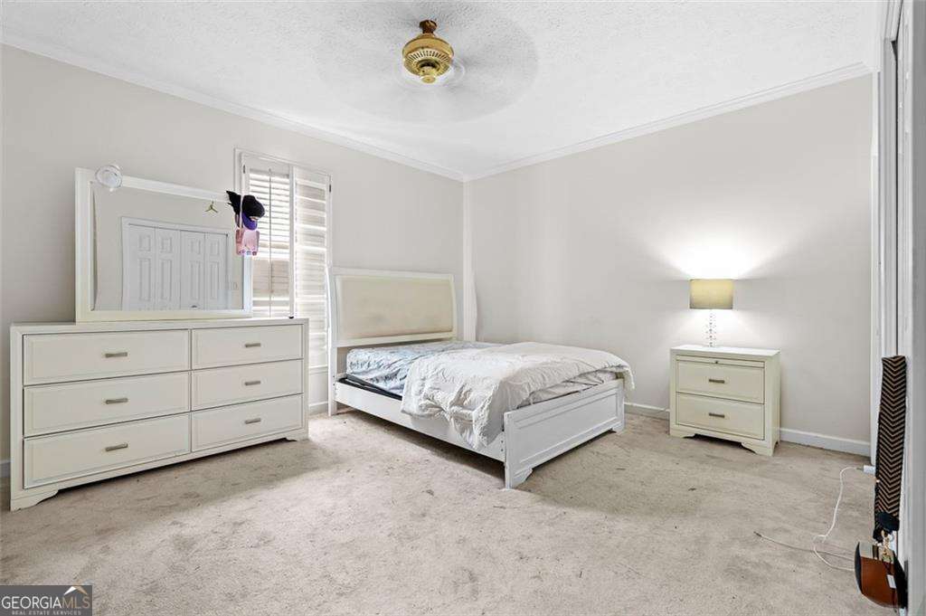 1732 Winding Woods LN