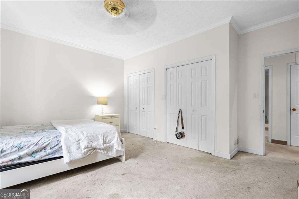 1732 Winding Woods LN