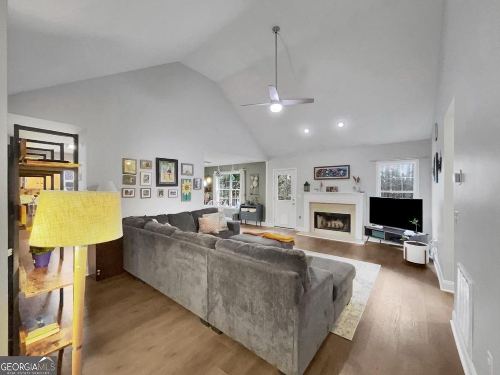 Photo of 270 Woodgrove Drive, Athens, GA 30605 (MLS # 10687336)