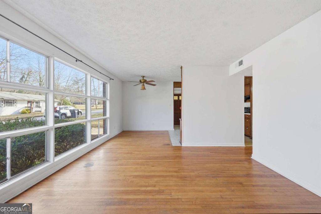 Photo of 101 Pine Circle, Jonesboro, GA 30236 (MLS # 10676539)