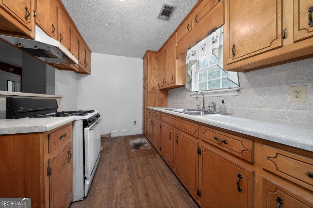 Photo of 5576 Pobiddy Road, Talbotton, GA 31827 (MLS # 10782954)