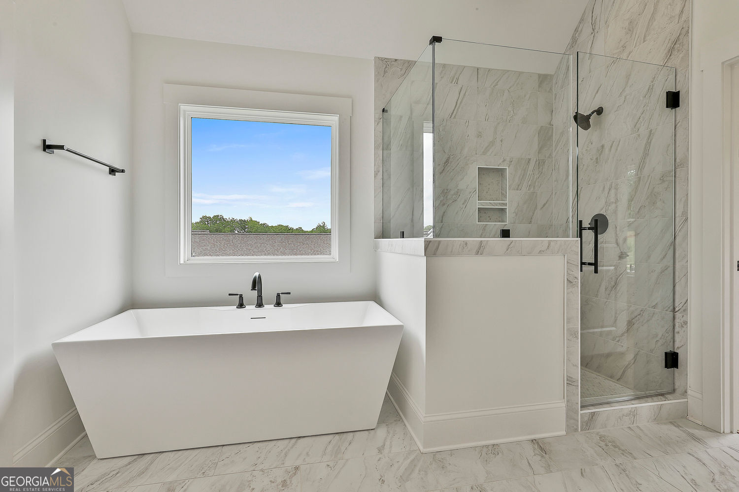 Fayetteville, Georgia 30215, United States, 5 Bedrooms Bedrooms, ,4 BathroomsBathrooms,Residential,Active,184218