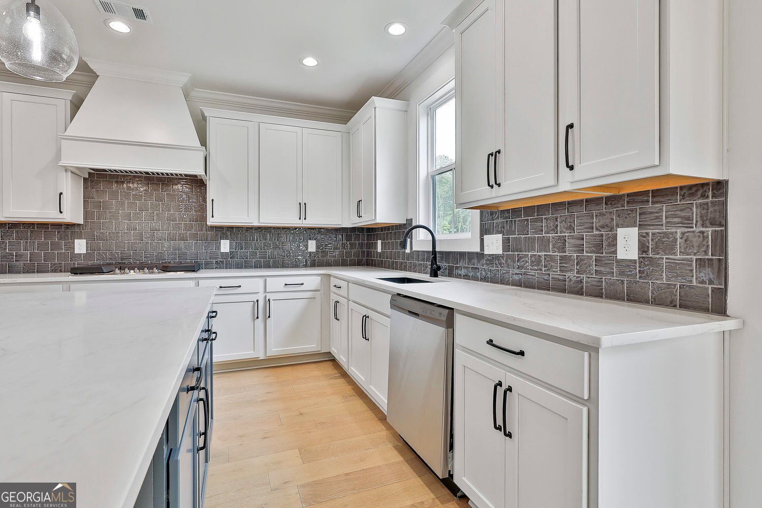 Fayetteville, Georgia 30215, United States, 5 Bedrooms Bedrooms, ,4 BathroomsBathrooms,Residential,Active,184218