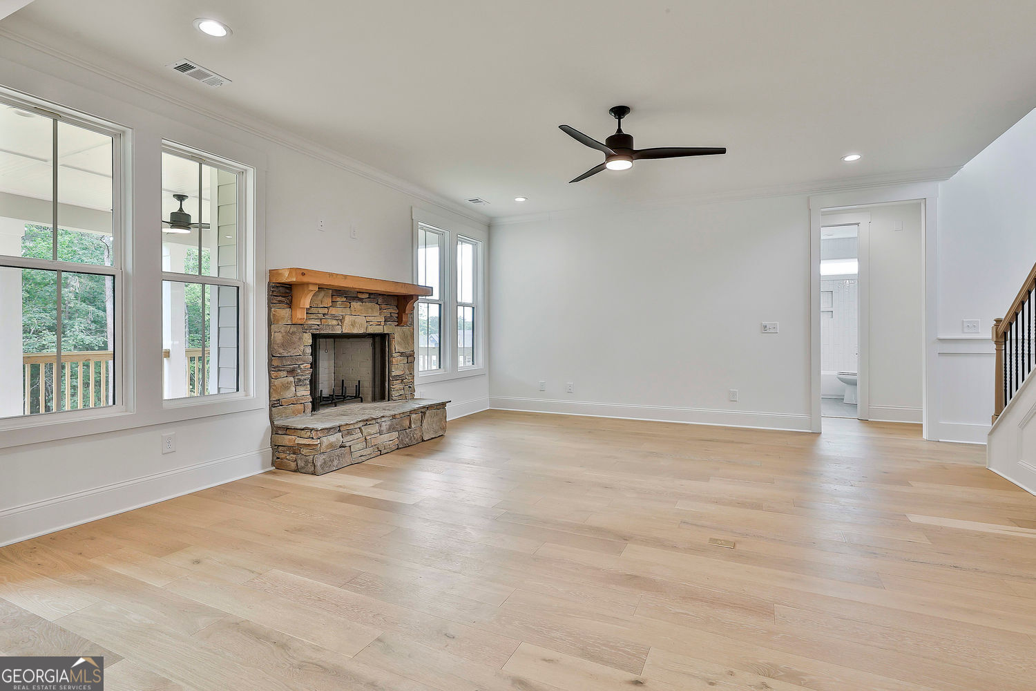 Fayetteville, Georgia 30215, United States, 5 Bedrooms Bedrooms, ,4 BathroomsBathrooms,Residential,Active,184218