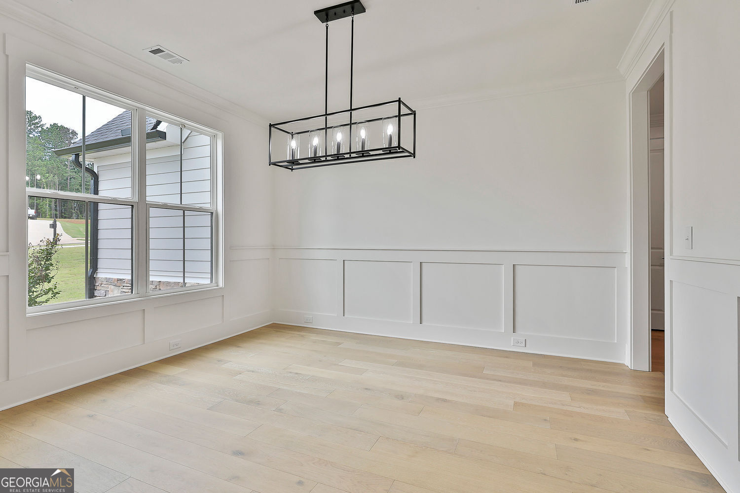 Fayetteville, Georgia 30215, United States, 5 Bedrooms Bedrooms, ,4 BathroomsBathrooms,Residential,Active,184218