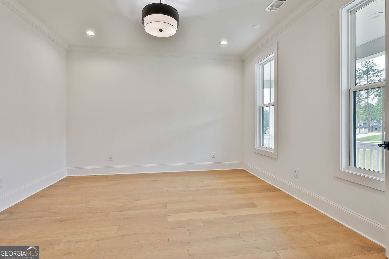 Fayetteville, Georgia 30215, United States, 5 Bedrooms Bedrooms, ,4 BathroomsBathrooms,Residential,Active,184218