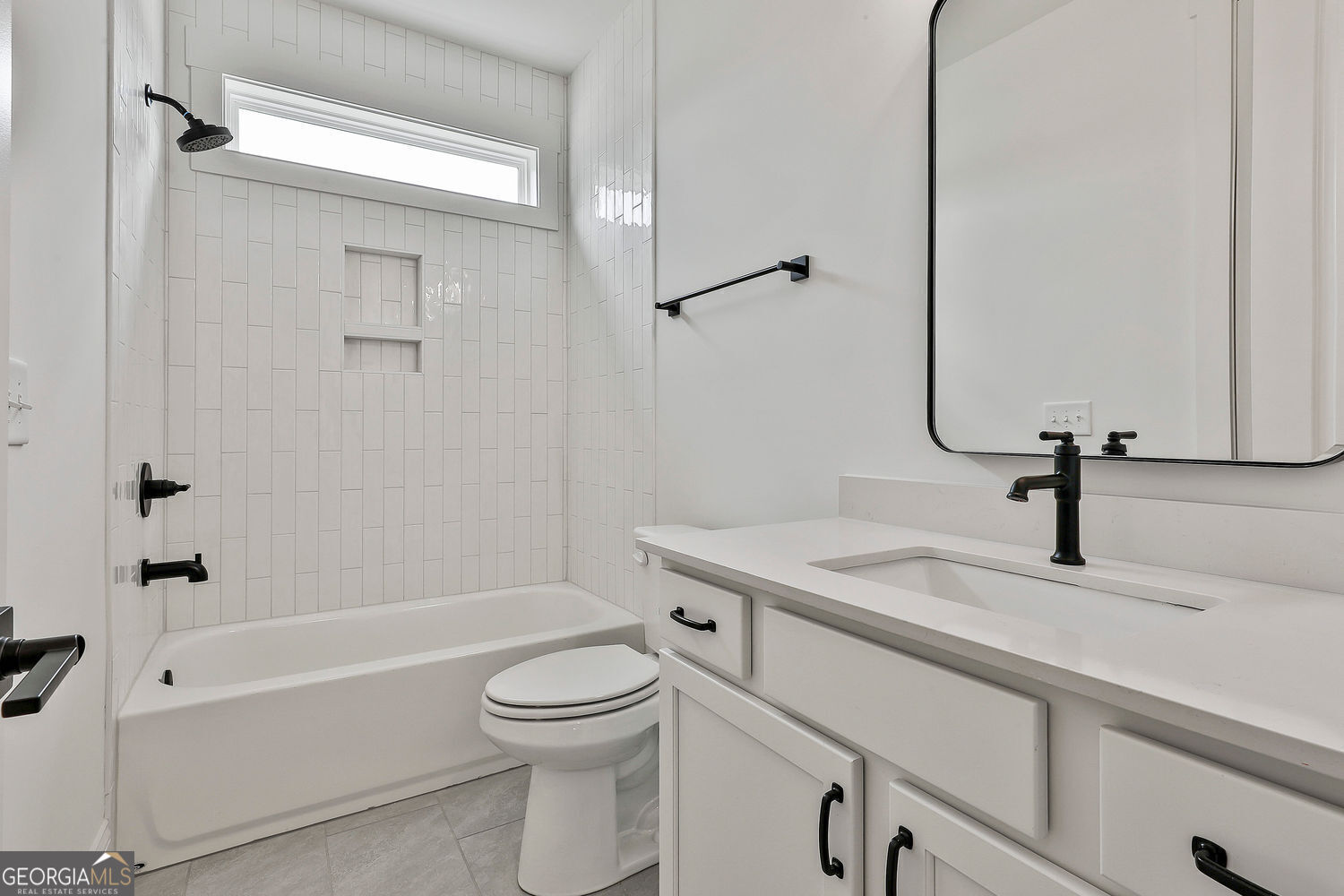 Fayetteville, Georgia 30215, United States, 5 Bedrooms Bedrooms, ,4 BathroomsBathrooms,Residential,Active,184218