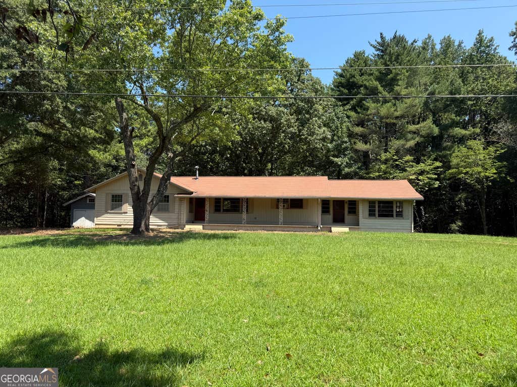 Photo of 655 Elberta Drive, Marietta, GA 30066 (MLS # 10828919)