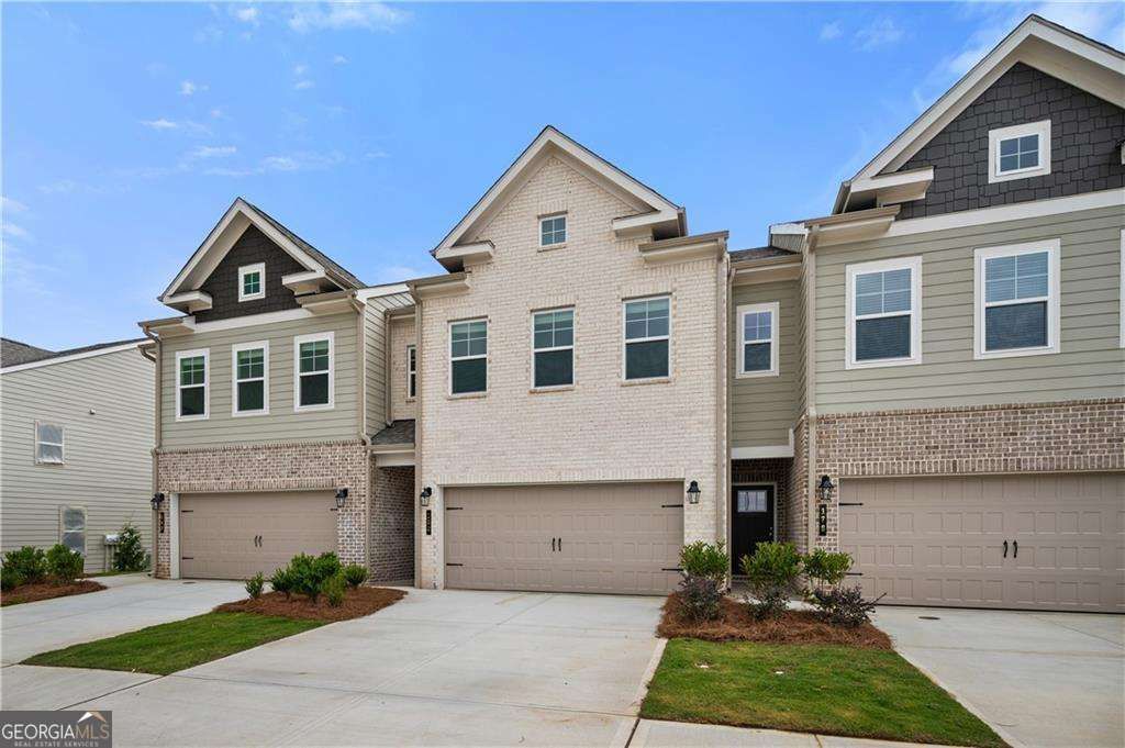 Photo of 178 Abbotts Crossing Circle, Conyers, GA 30094 (MLS # 10654994)