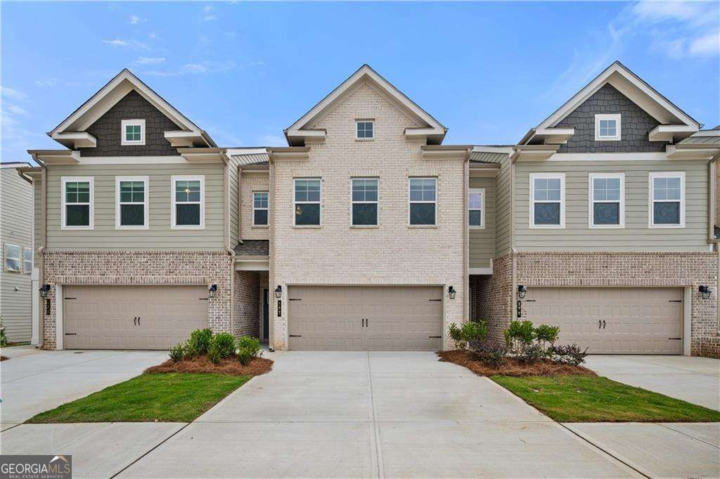 Photo of 178 Abbotts Crossing Circle, Conyers, GA 30094 (MLS # 10654994)