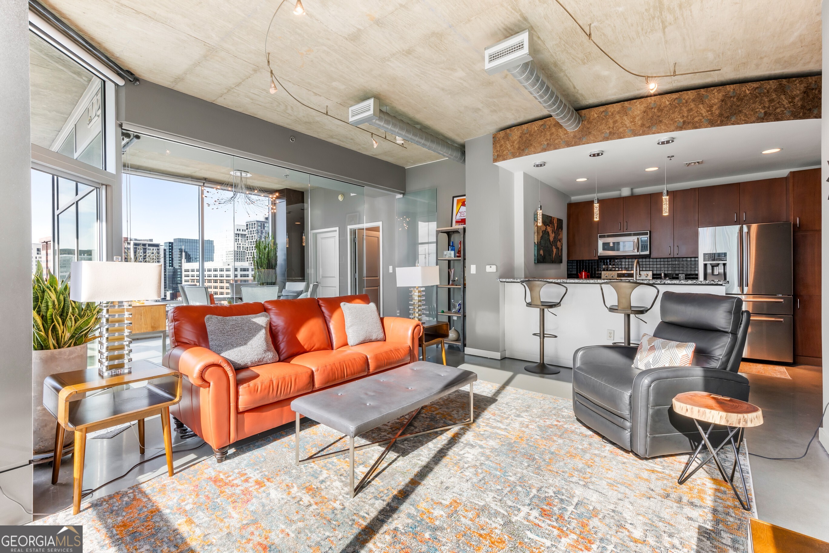 METROPOLIS - Residential