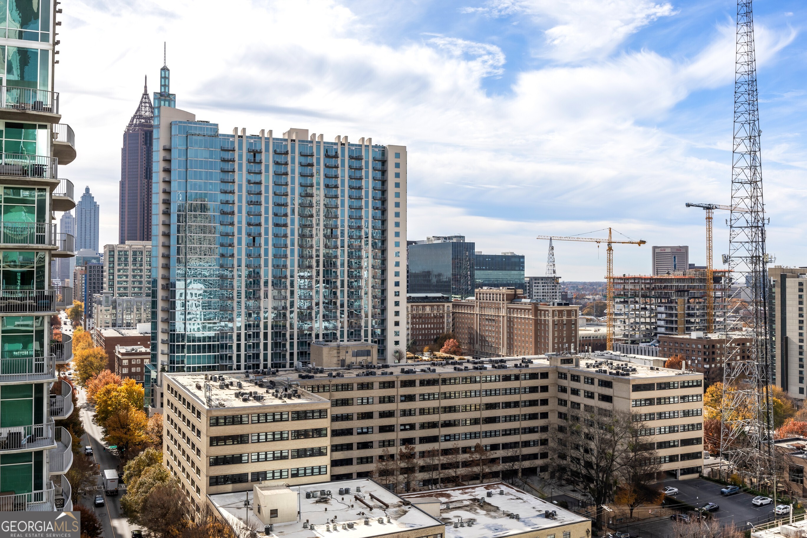 METROPOLIS - Residential