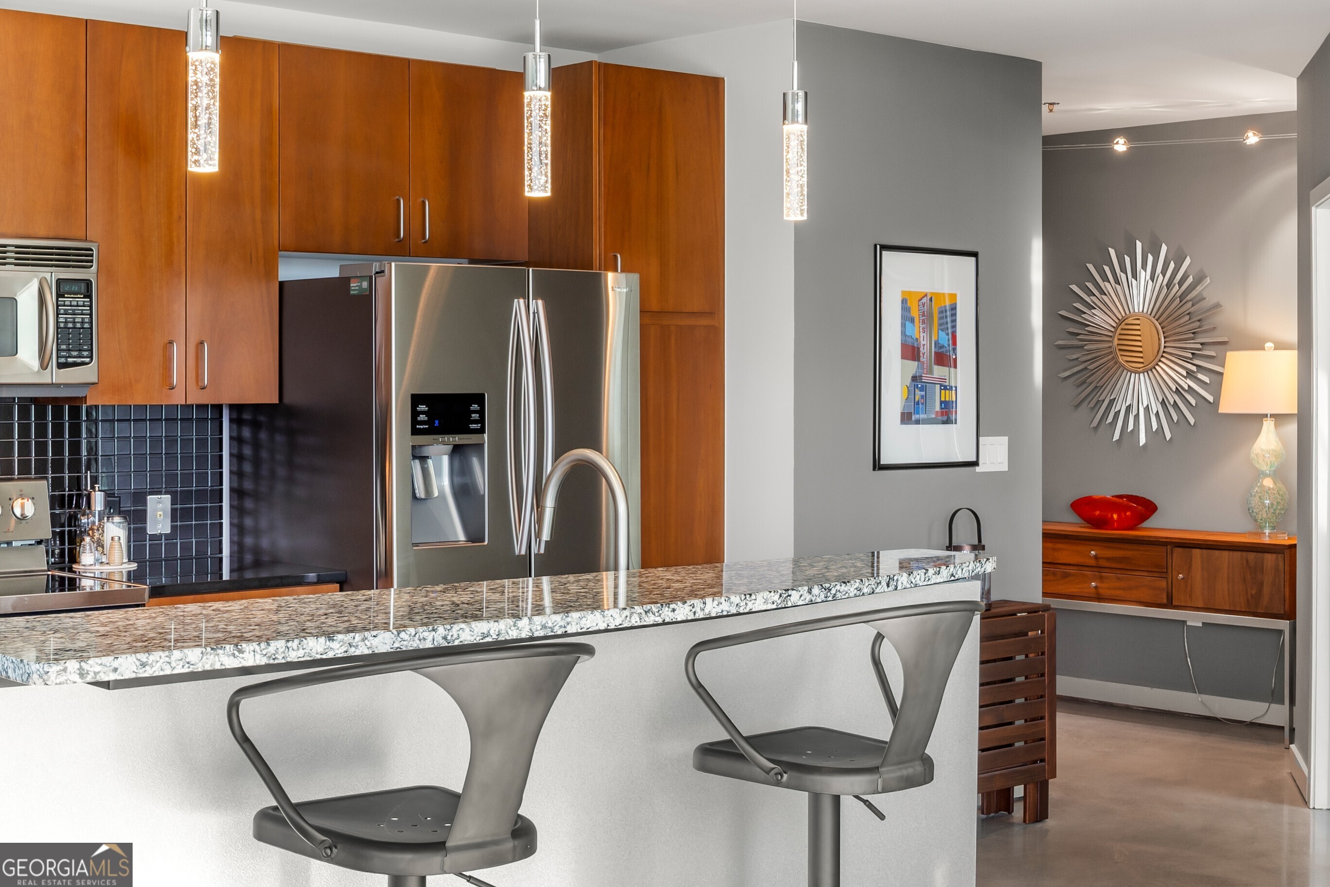 METROPOLIS - Residential