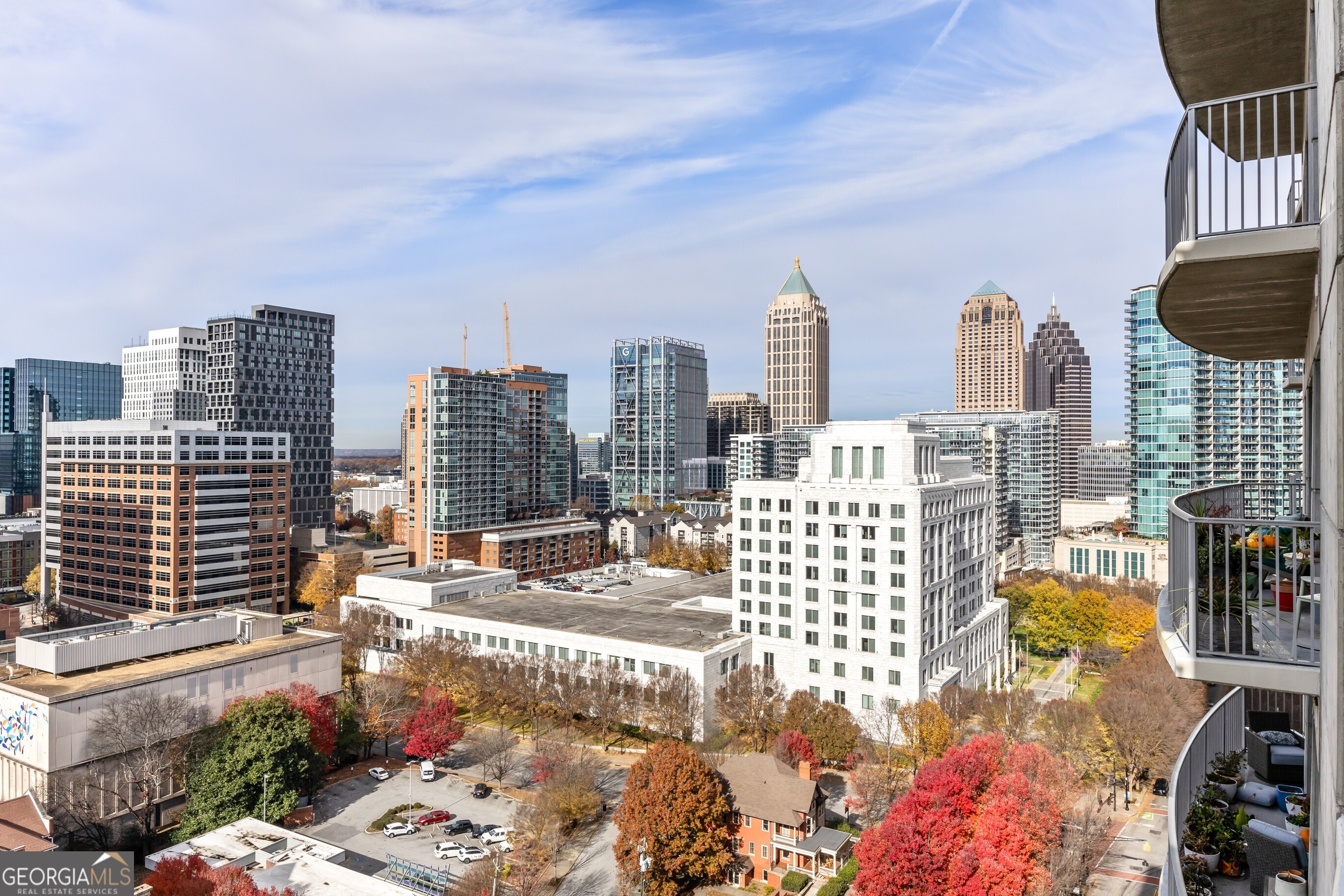 METROPOLIS - Residential