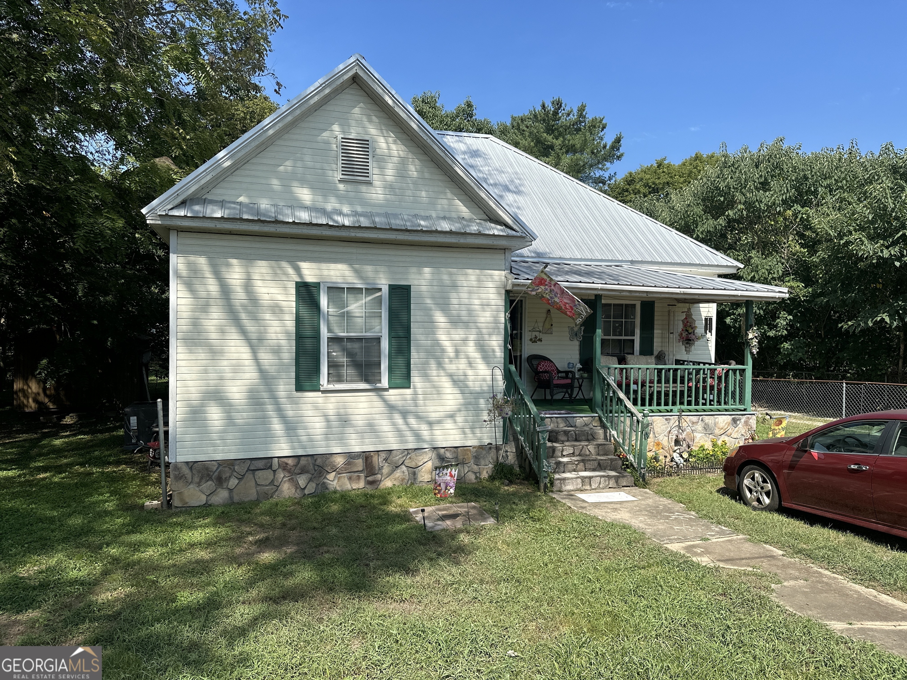 Listing image 1