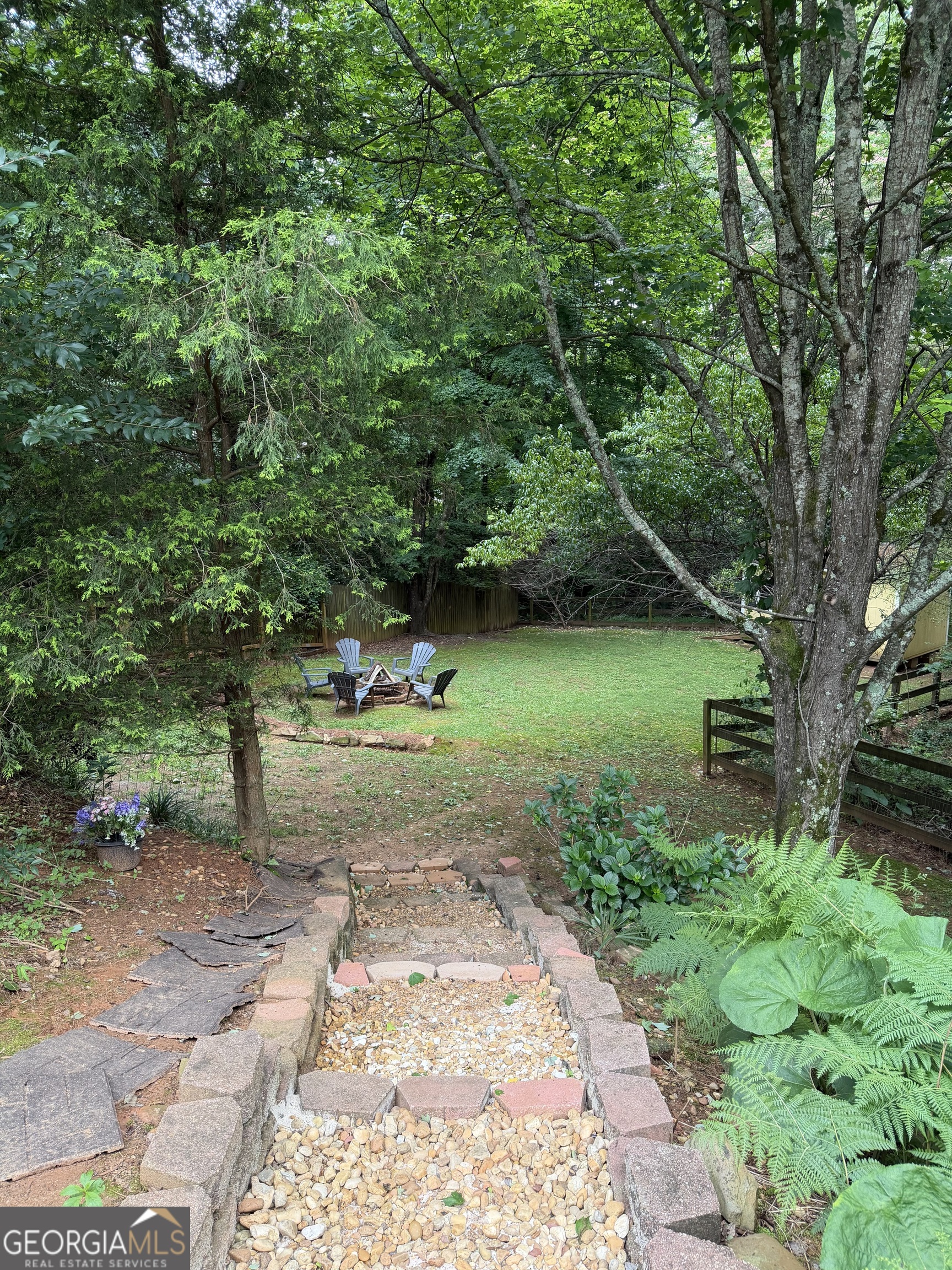 1600 Eagle DR