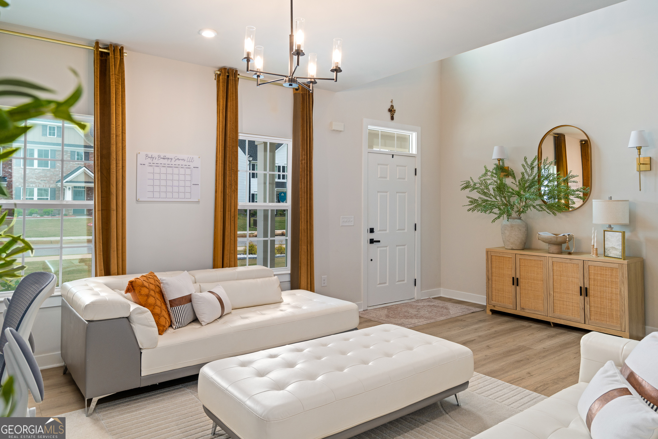 148 Marchmont DR