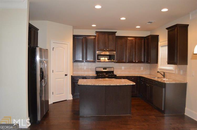 Newnan, Georgia 30265, United States, 4 Bedrooms Bedrooms, ,4 BathroomsBathrooms,Residential,Active,159531