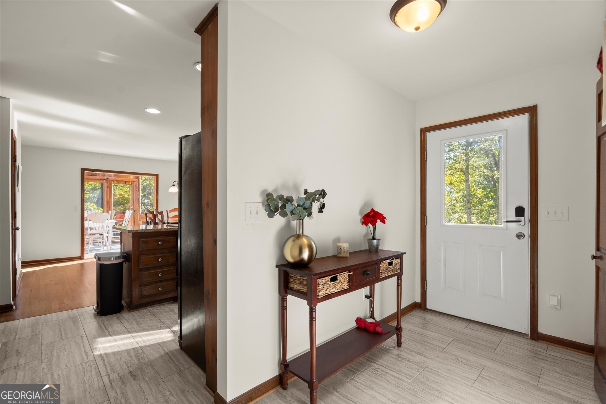 894 Lake Arrowhead DR