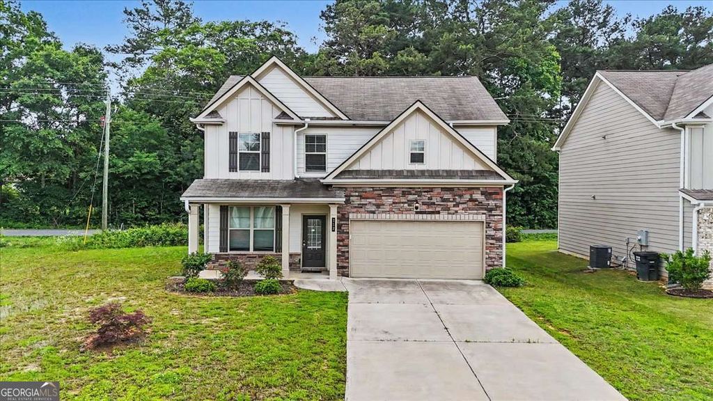 Photo of 212 Mcginnis Circle, Calhoun, GA 30701 (MLS # 10776048)