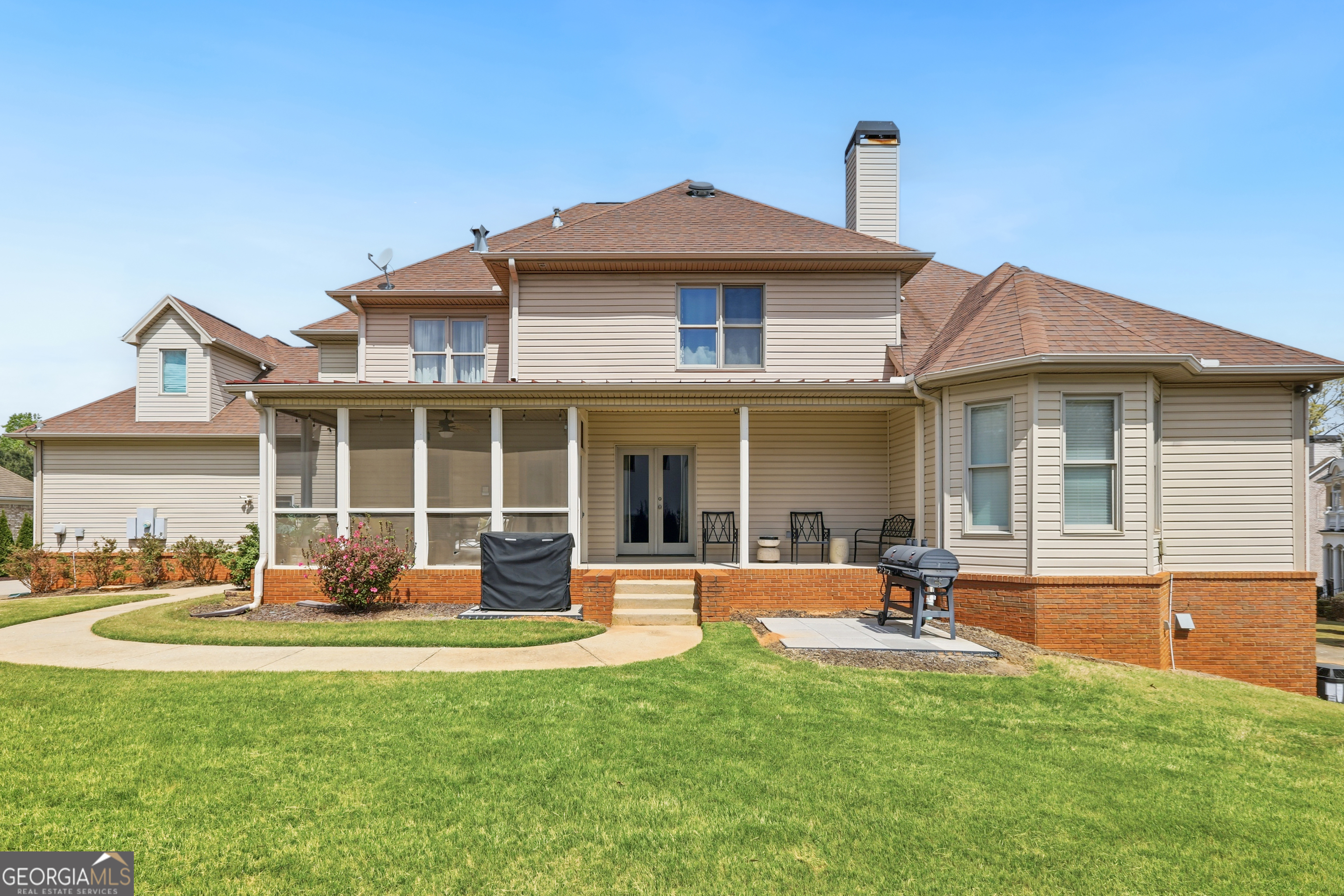 5653 Tuxedo DR