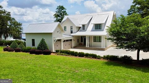 620 Lakeshore DR Cordele GA 31015