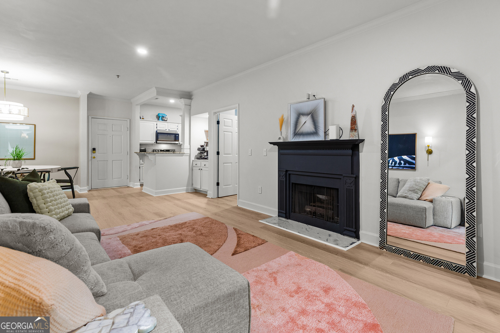 2865 Lenox RD NE APT 302