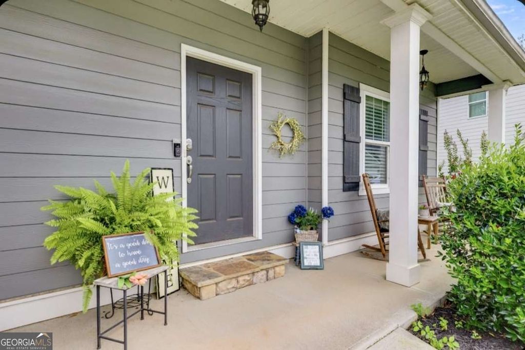 Photo of 408 Reagan Drive, Temple, GA 30179 (MLS # 10669665)