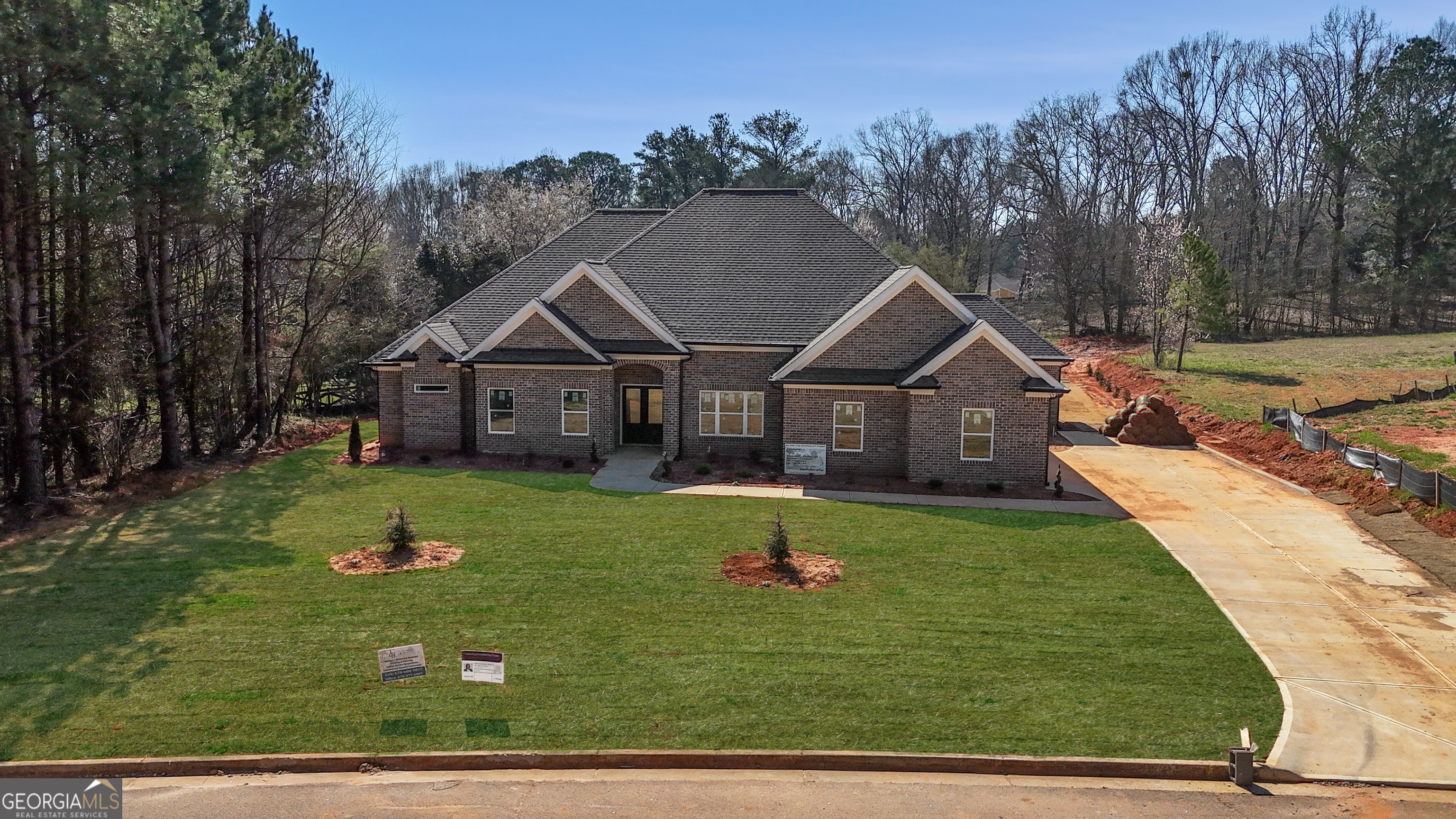 25 Fourwood DR