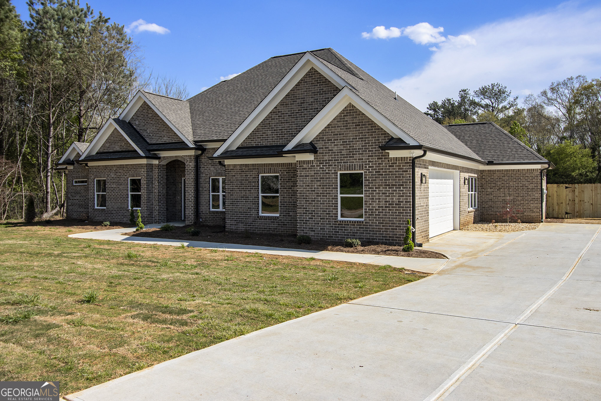 25 Fourwood DR