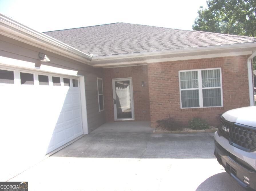 Photo of 1604 Commonwealth Circle, Newnan, GA 30263 (MLS # 10851872)