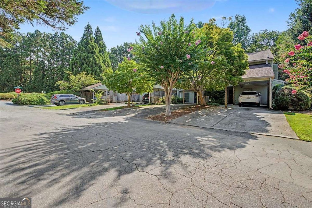 Photo of 6350 Hawthorne Terrace, Peachtree Corners, GA 30092 (MLS # 10823812)