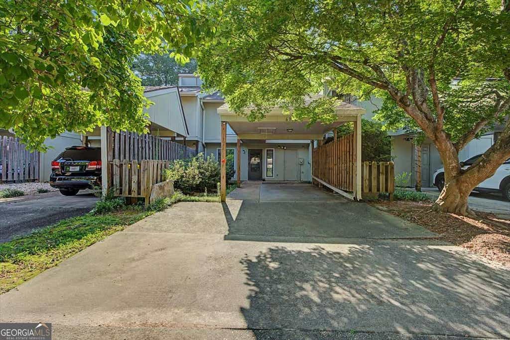 Photo of 6350 Hawthorne Terrace, Peachtree Corners, GA 30092 (MLS # 10823812)