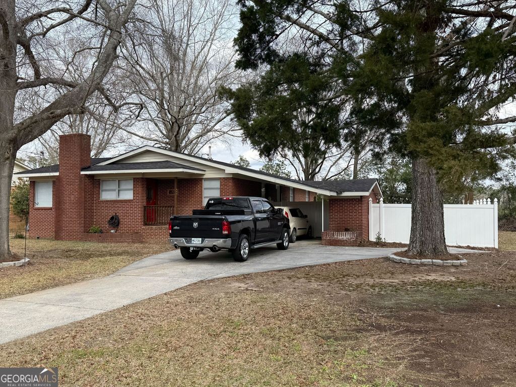 Photo of 804 Betty Street, Sandersville, GA 31082 (MLS # 10699270)