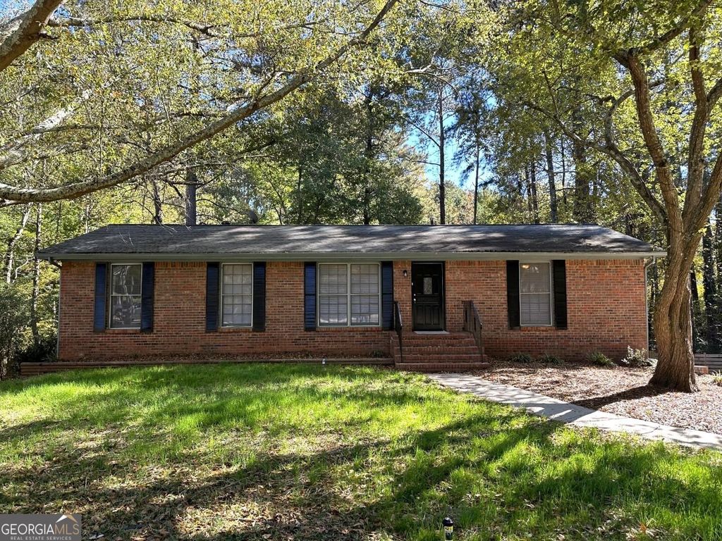 Photo of 7 Elaine Drive, Newnan, GA 30263 (MLS # 10674147)