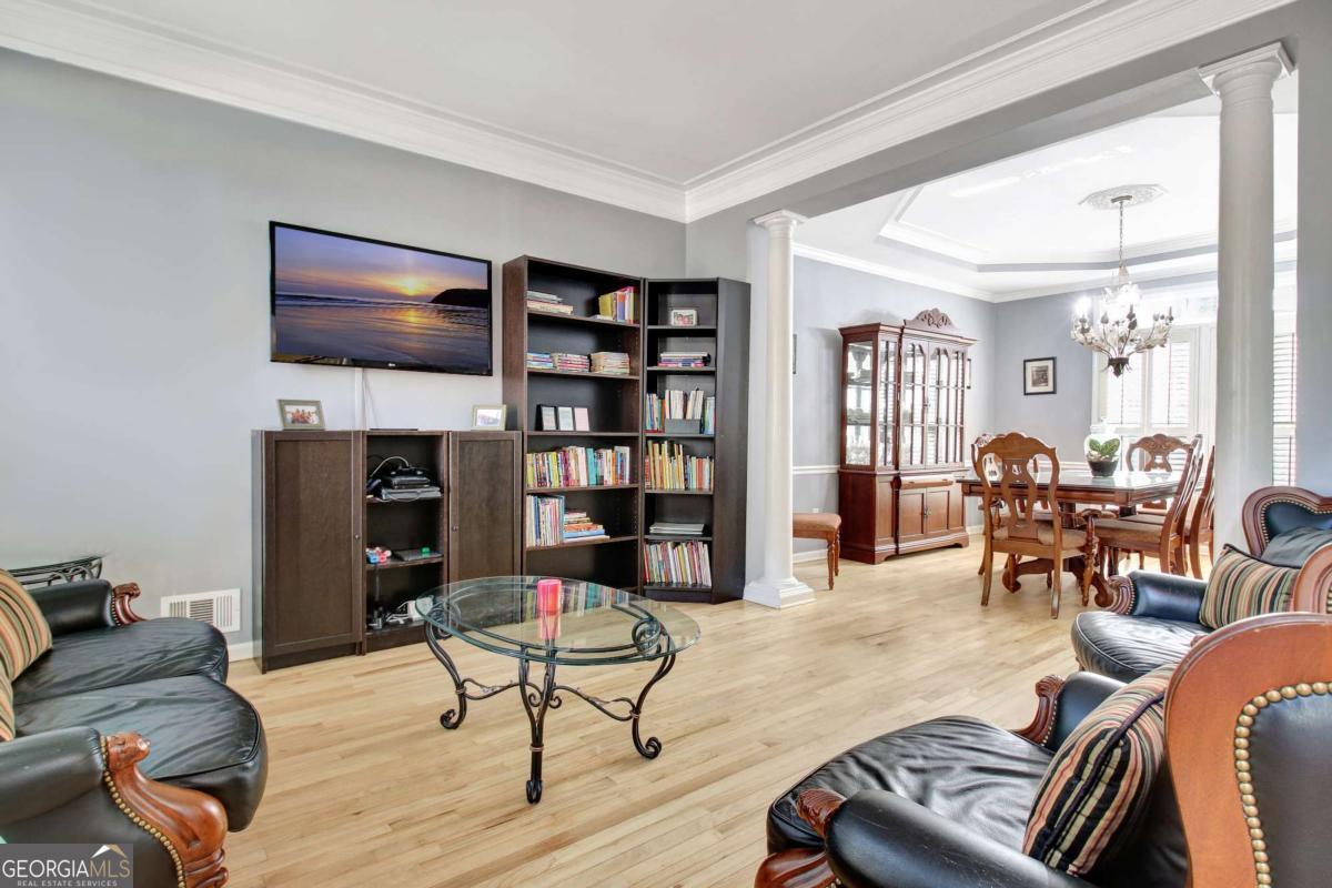 155 Woodcreek LN
