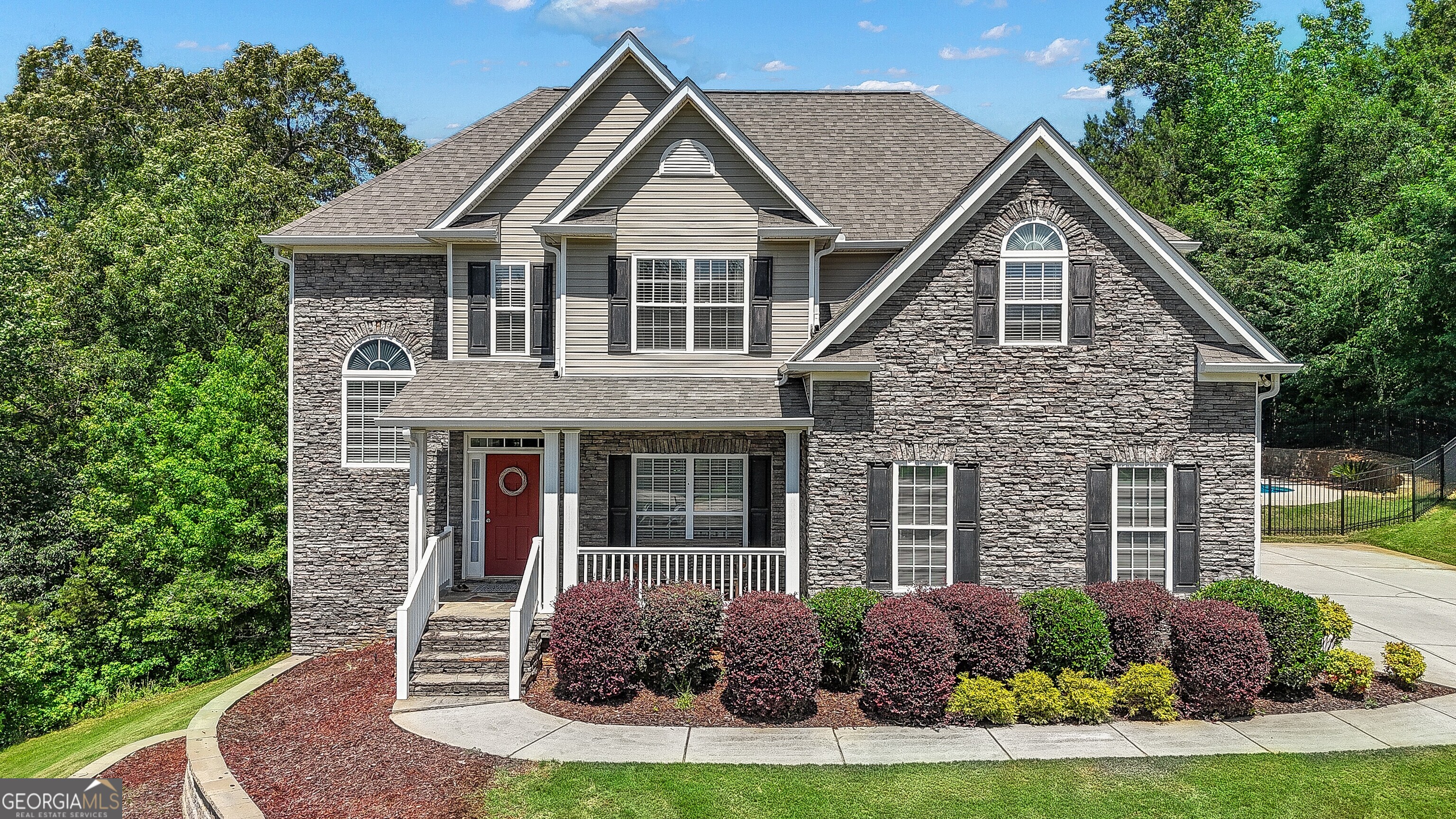 39 Hawthorne PL