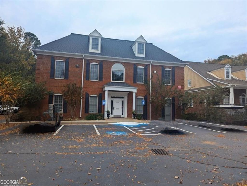Photo of 1560 Warsaw Road #SUITE 204, Roswell, GA 30076 (MLS # 10691377)